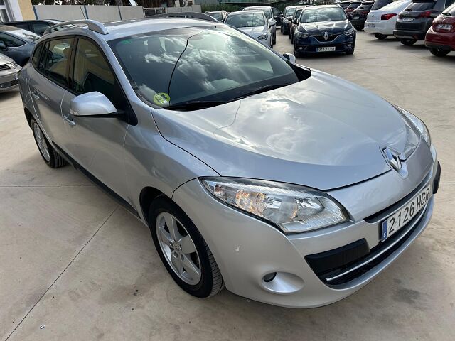 RENAULT MEGANE ESTATE 1.5 DCI SPANISH LHD IN SPAIN ONLY 70000 MILES SUPERB 2011